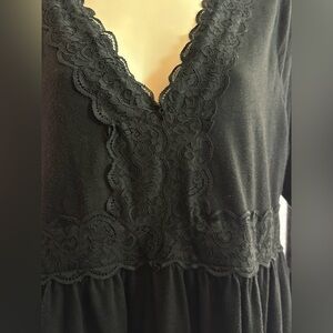 Torrid Women’s Lace Trim Baby Doll Top with Empire Waist Size 1 Torrid or 1X